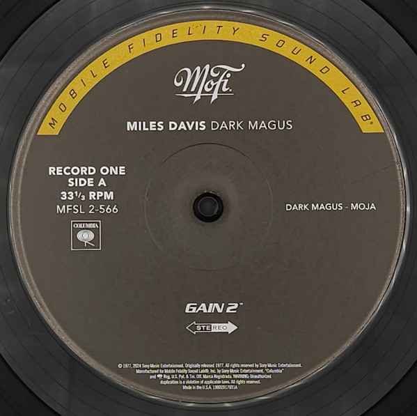 Miles Davis - Dark Magus | Mobile Fidelity Sound Lab (MFSL 2-566) - 2
