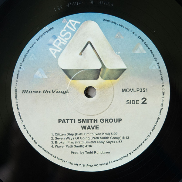 Patti Smith Group - Wave | Music On Vinyl (MOVLP351) - main