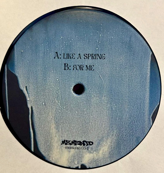 Crömic - Eyes on the hole Ep | Memento Records (MEMENTO054) - 2 Crömic - Eyes on the hole Ep | Memento Records (MEMENTO054) - 2