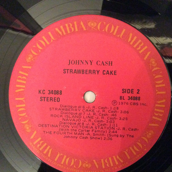 Johnny Cash - Strawberry Cake | Columbia (KC 34088) - 4 Johnny Cash - Strawberry Cake | Columbia (KC 34088) - 4