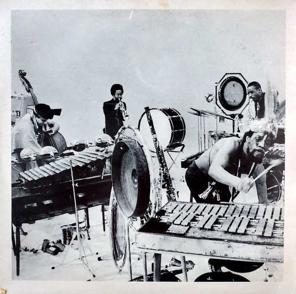 The Art Ensemble Of Chicago - Reese And The Smooth Ones | BYG Records (529.329) - 2 The Art Ensemble Of Chicago - Reese And The Smooth Ones | BYG Records (529.329) - 2