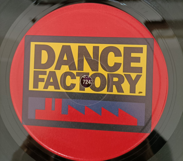 MC Kinky - Everybody | Dance Factory (7243 8 83082 6 7) - 4 MC Kinky - Everybody | Dance Factory (7243 8 83082 6 7) - 4