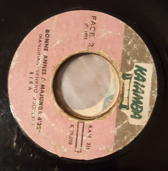 Les Rodger's , Rira - Bonne Année Papa Ratsiraka / Bonne Année A Majunga | Kaiamba (79.098) - 2 Les Rodger's , Rira - Bonne Année Papa Ratsiraka / Bonne Année A Majunga | Kaiamba (79.098) - 2