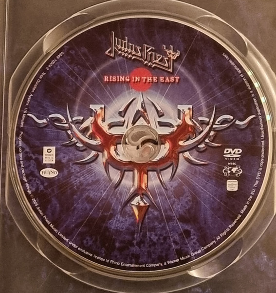 Judas Priest - Rising In The East | Warner Music Vision (0349 70504-2) - 4 Judas Priest - Rising In The East | Warner Music Vision (0349 70504-2) - 4