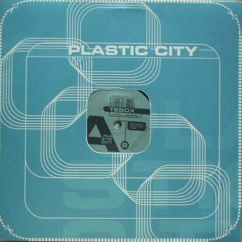 Tesox - Funky Bassline (Kriss Dior Remix) | Plastic City (PLAC 008-6) - 3