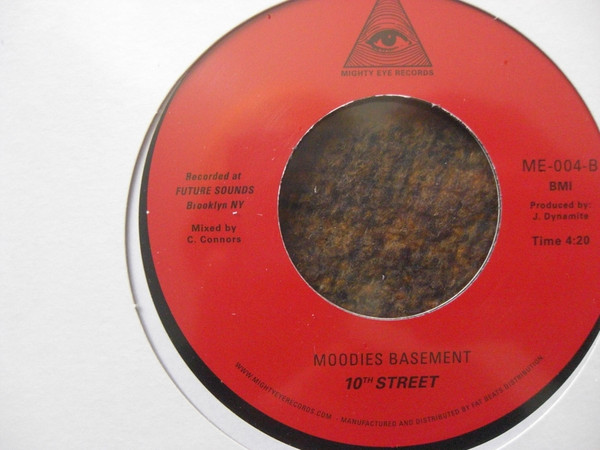 10th Street - (Livin' In) New York City / Moodies Basement | Mighty Eye Records (ME-004-45) - 4 10th Street - (Livin' In) New York City / Moodies Basement | Mighty Eye Records (ME-004-45) - 4