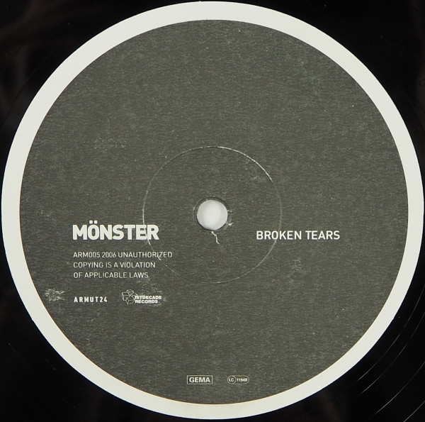 Møenster - Broken Tears / Strokes To Nowhere | ARMUT24 (ARM005) - 3