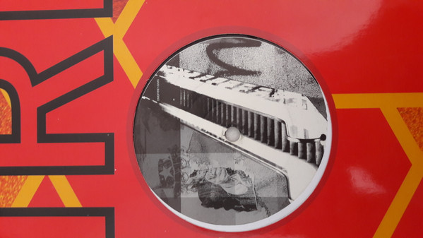 Giotto - Hardsteppin' | Fire Recordings (DMDFIRE132MS) - 2