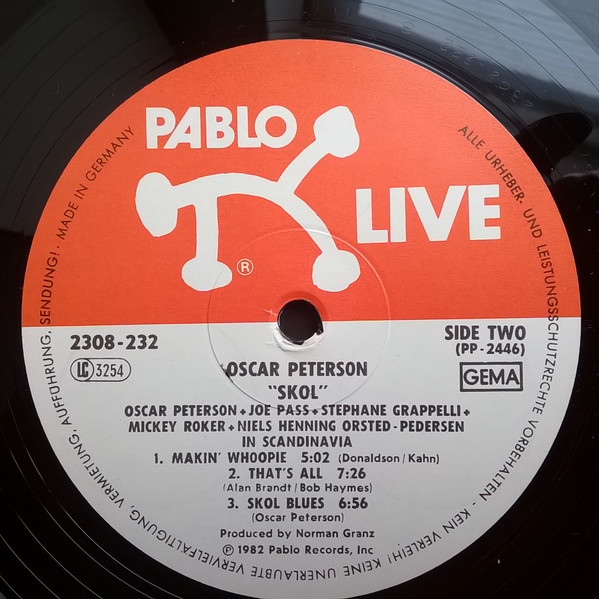 Oscar Peterson + Stéphane Grappelli + Joe Pass + Mickey Roker + Niels-Henning Ørsted Pedersen - Skol | Pablo Live (2308-232) - 4