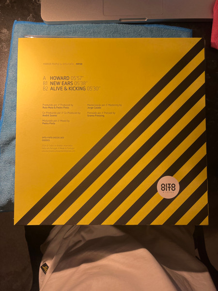 Oito / Oito , Mirror People - MP88 | OITO//OITO (OOD 003) - 3