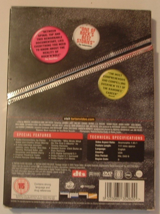 Ramones - End Of The Century: The Story Of The Ramones | Tartan Video (TVD 3526) - 2 Ramones - End Of The Century: The Story Of The Ramones | Tartan Video (TVD 3526) - 2
