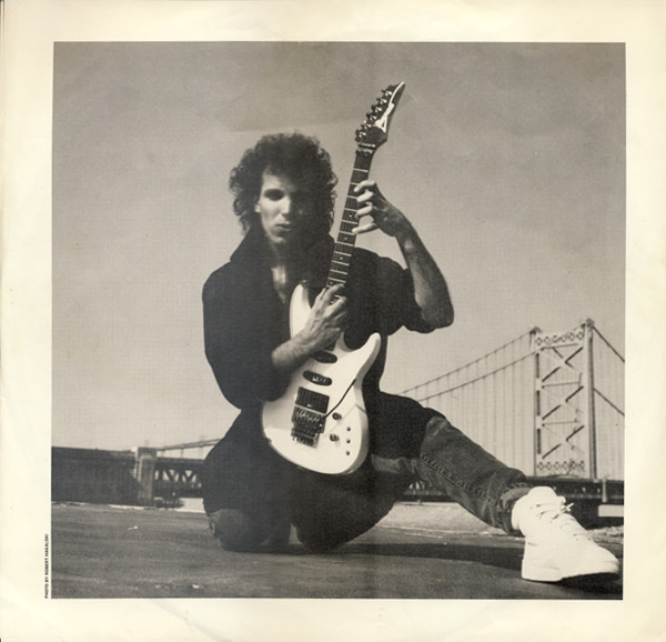 Joe Satriani - Surfing With The Alien | Food For Thought Records (GRUB 8) - 3