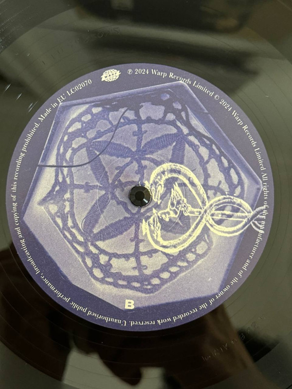 Broadcast - Spell Blanket (Collected Demos 2006-2009) | Warp Records (WARPLP372) - 3 Broadcast - Spell Blanket (Collected Demos 2006-2009) | Warp Records (WARPLP372) - 3