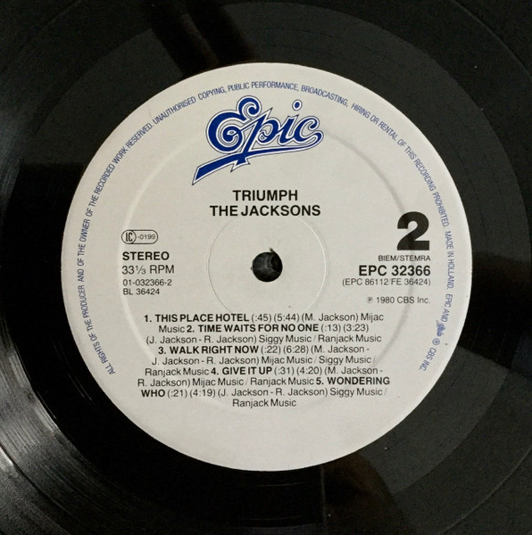 The Jacksons - Triumph | Epic (EPC 32366) - 4
