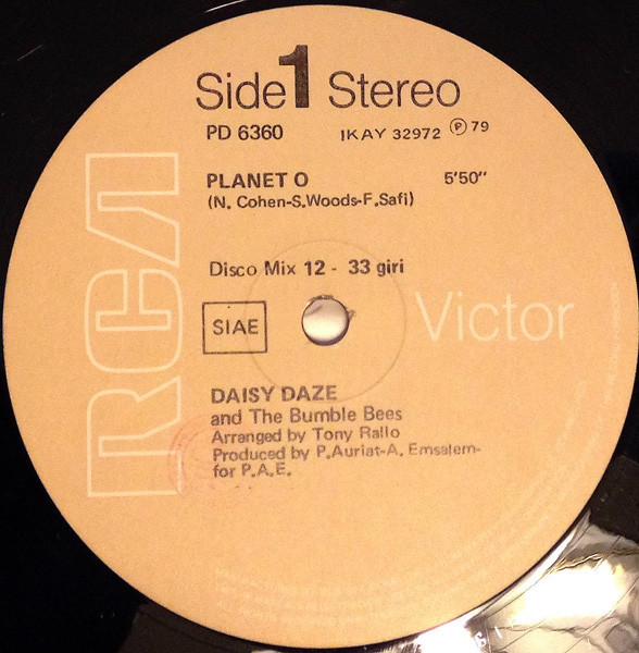 Daisy Daze And The Bumble Bees - Planet O | RCA Victor (PD 6360)