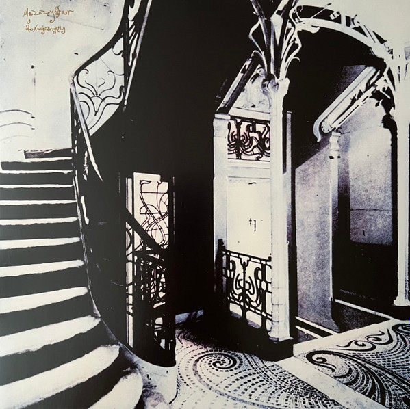 Mazzy Star - She Hangs Brightly | Capitol Records (602475768555)