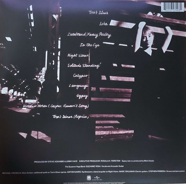 Suzanne Vega - Solitude Standing | A&M Records (00602557279931) - 2 Suzanne Vega - Solitude Standing | A&M Records (00602557279931) - 2