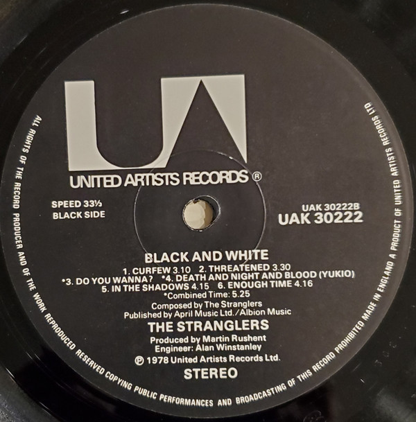 The Stranglers - Black And White | United Artists Records (UAK 30222) - 2
