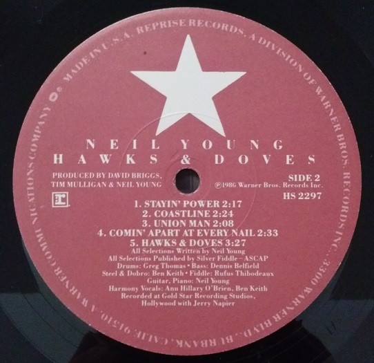 Neil Young - Hawks & Doves | Reprise Records (HS 2297) - 4 Neil Young - Hawks & Doves | Reprise Records (HS 2297) - 4