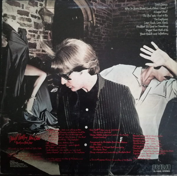 Daryl Hall & John Oates - Beauty On A Back Street | RCA (YL 14230) - 2