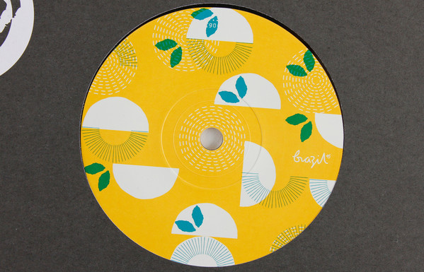 Marcos Valle / Don Beto - A Paraiba Não É Chicago / Não Quero Mais | Mr Bongo (BRZ45.061) - 5 Marcos Valle / Don Beto - A Paraiba Não É Chicago / Não Quero Mais | Mr Bongo (BRZ45.061) - 5