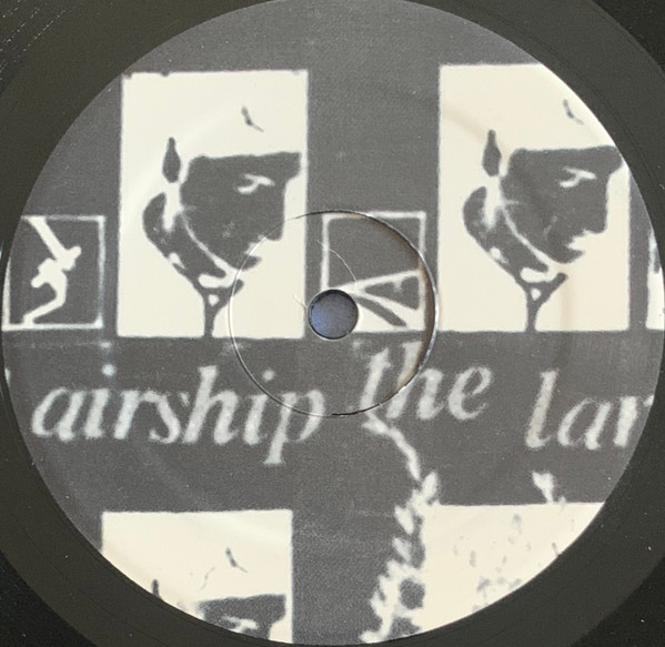 Do Make Say Think - Goodbye Enemy Airship The Landlord Is Dead | Constellation (cst010) - 3 Do Make Say Think - Goodbye Enemy Airship The Landlord Is Dead | Constellation (cst010) - 3