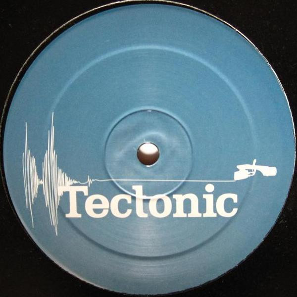 2562 - Channel Two | Tectonic (TEC015) - 2