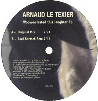 Arnaud Le Texier - Woowoo Hated This Laughter EP | Clic N' Cut (CNC 002) - main