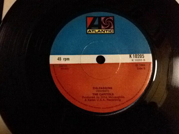 The Capitols - Ain't That Terrible | Atlantic (K 10205) - 2 The Capitols - Ain't That Terrible | Atlantic (K 10205) - 2