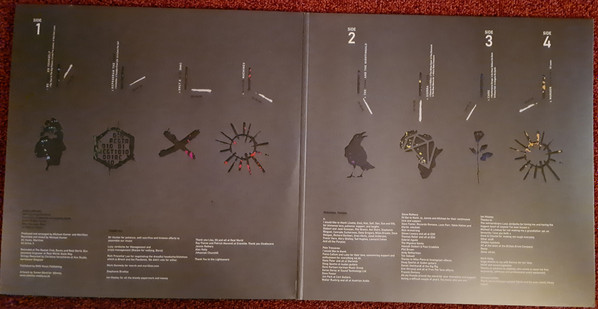 Marillion - An Hour Before It's Dark | Ear Music (0217171EMU) - 2 Marillion - An Hour Before It's Dark | Ear Music (0217171EMU) - 2