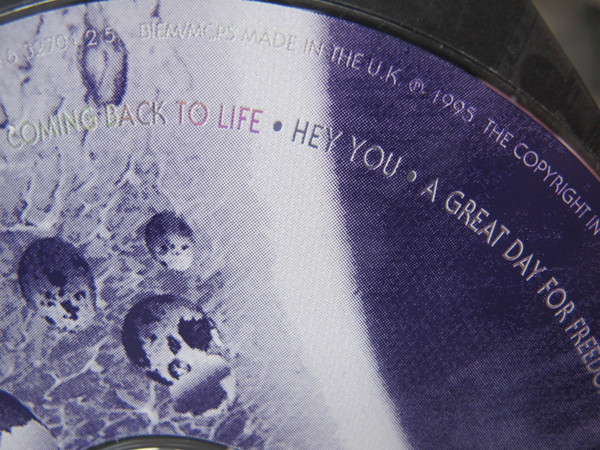 Pink Floyd - Pulse | EMI (7243 8 32701 2 5) - 3