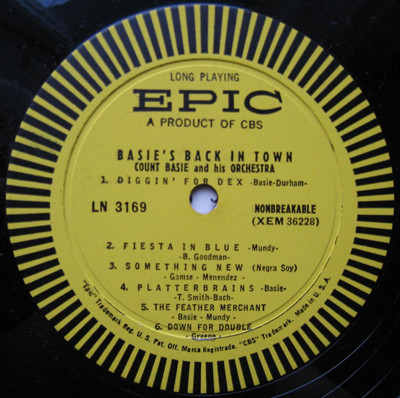 Count Basie Orchestra - Basie's Back In Town | Epic (LN 3169) - 3 Count Basie Orchestra - Basie's Back In Town | Epic (LN 3169) - 3