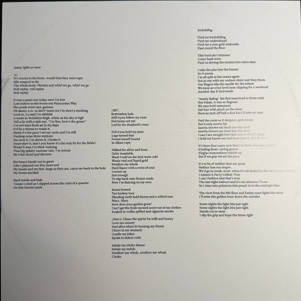 Aya - im hole | Hyperdub (HDBLP061) - 4