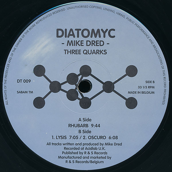 Mike Dred - Three Quarks | Diatomyc (DT 009) - 3