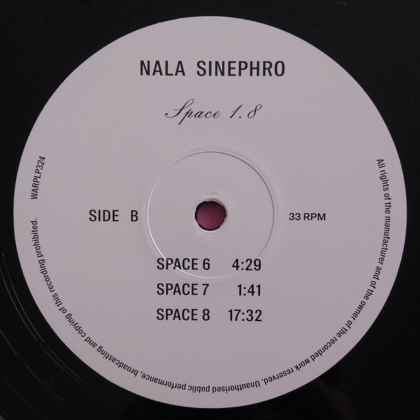 Nala Sinephro - Space 1.8 | Warp Records (WARPLP324) - 4 Nala Sinephro - Space 1.8 | Warp Records (WARPLP324) - 4