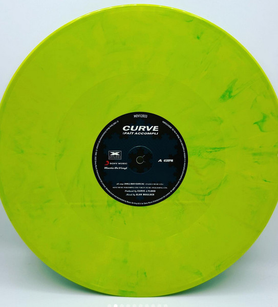 Curve - Faît Accompli | Music On Vinyl (MOV12033) - 2 Curve - Faît Accompli | Music On Vinyl (MOV12033) - 2