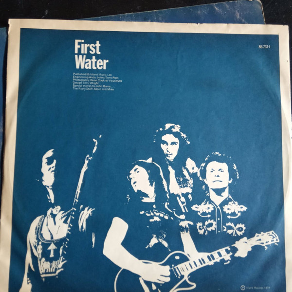 Sharks - First Water | Island Records (86.731.1) - 3