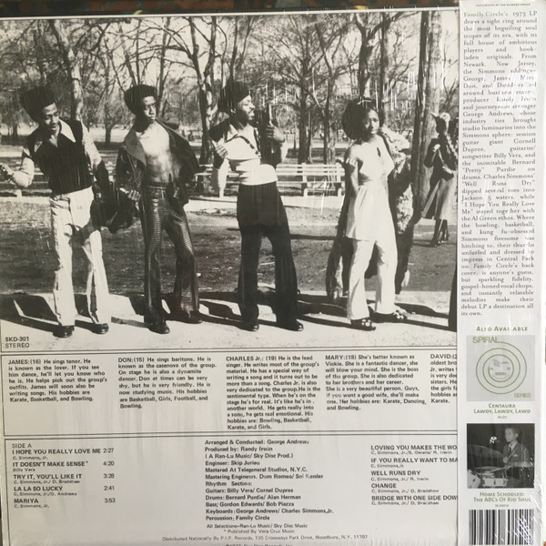 The Family Circle - Family Circle | Numero Group (JR-015) - 2 The Family Circle - Family Circle | Numero Group (JR-015) - 2