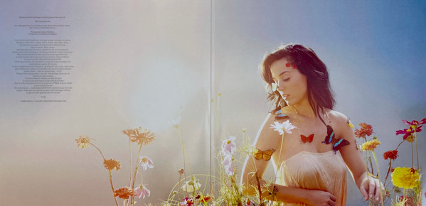 Katy Perry - Prism | Capitol Records (0602455734600) - 2 Katy Perry - Prism | Capitol Records (0602455734600) - 2