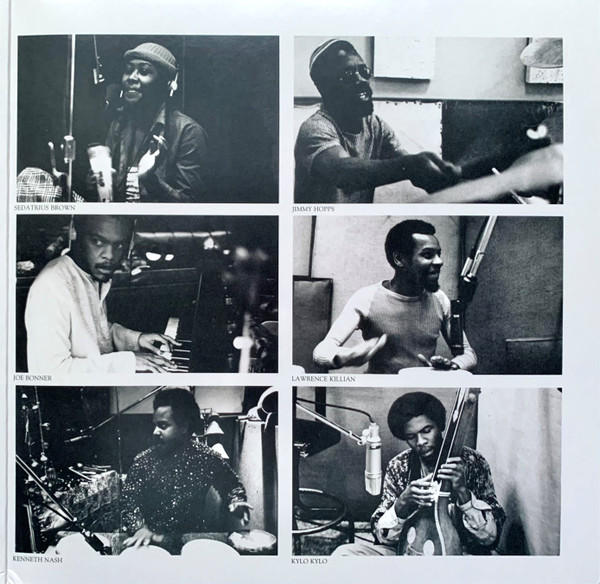 Pharoah Sanders Featuring Vocalist Sedatrius Brown - Village Of The Pharoahs | Elemental Music (700233) - 4 Pharoah Sanders Featuring Vocalist Sedatrius Brown - Village Of The Pharoahs | Elemental Music (700233) - 4