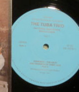The Tuba Trio - Essence - The Heat And Warmth Of Free Jazz Vol. I | Circle Records (RK 2976/1) - 3 The Tuba Trio - Essence - The Heat And Warmth Of Free Jazz Vol. I | Circle Records (RK 2976/1) - 3