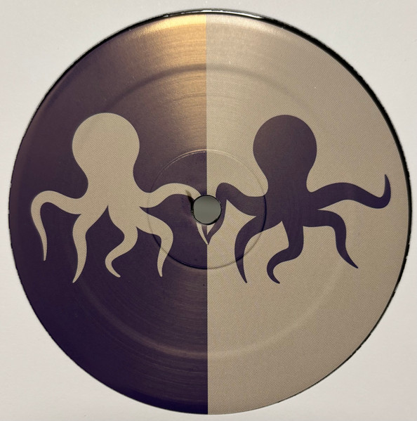 Earth Trax - Amnesia EP | Holding Hands (HHANDS028) - 2 Earth Trax - Amnesia EP | Holding Hands (HHANDS028) - 2