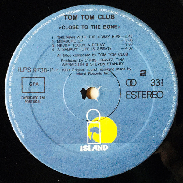 Tom Tom Club - Close To The Bone | Island Records (ILPS 9738 P) - 4