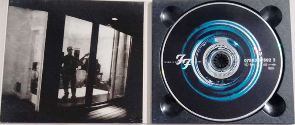 Foo Fighters - There Is Nothing Left To Lose | RCA (07863 67892 2) - 4