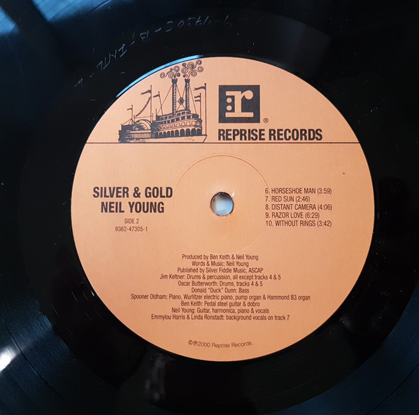 Neil Young - Silver & Gold | Reprise Records (9362-47305-1) - 2 Neil Young - Silver & Gold | Reprise Records (9362-47305-1) - 2