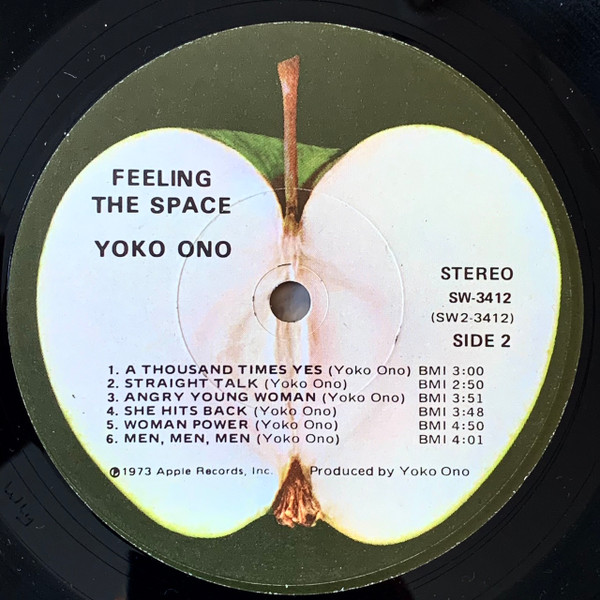 Yoko Ono / The Plastic Ono Band & Something Different - Feeling The Space LP | Apple Records (SW-3412) - 4 Yoko Ono / The Plastic Ono Band & Something Different - Feeling The Space LP | Apple Records (SW-3412) - 4