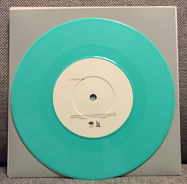 Lorraine - I Feel It | Columbia (82876822697) - 2