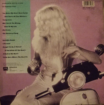 Kim Carnes - Café Racers | EMI America (AML 7171061) - 2
