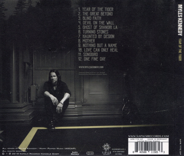 Myles Kennedy - Year Of The Tiger | Napalm Records (NPR 770 DP) - 2 Myles Kennedy - Year Of The Tiger | Napalm Records (NPR 770 DP) - 2