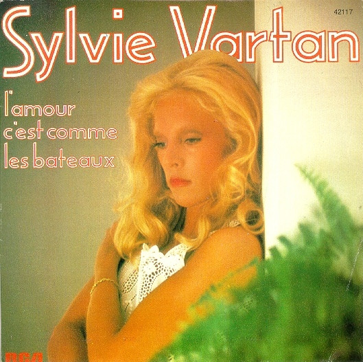 Sylvie Vartan - L'amour C'est Comme Les Bateaux | RCA Victor (42117) - main